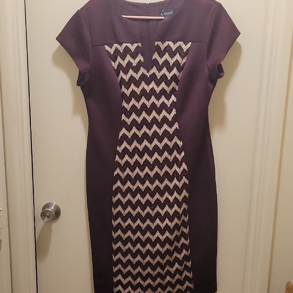 Connected Apparel Purple and Cream Chevron Midi Dress - Picture 1 of 7